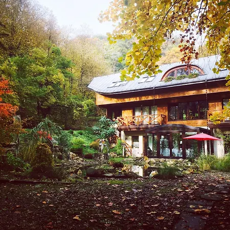 Affittacamere Ekosamotnia 4*