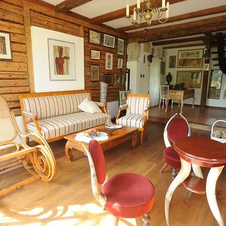 Ekosamotnia Affittacamere 4*