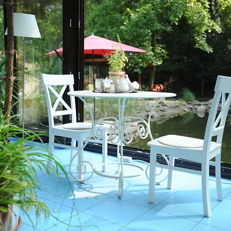 Guest house Ekosamotnia 4*