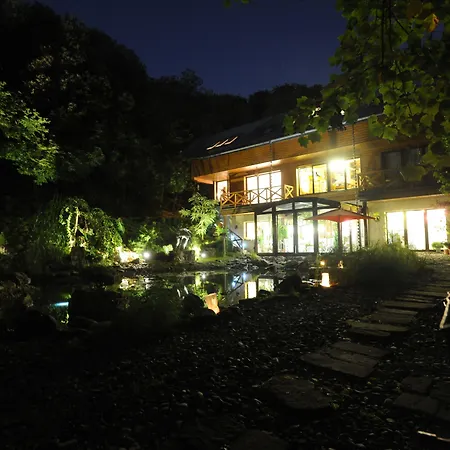 Ekosamotnia Guest house Krakow