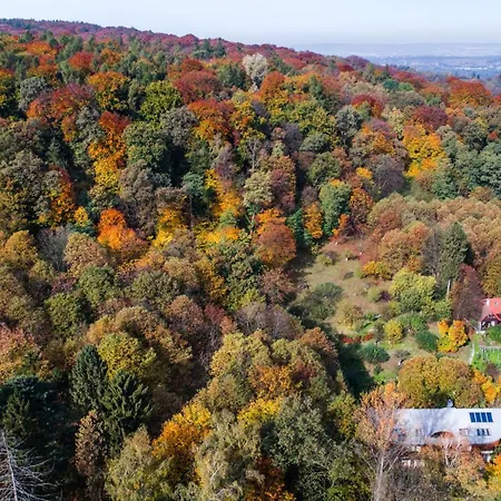 Ekosamotnia 4*