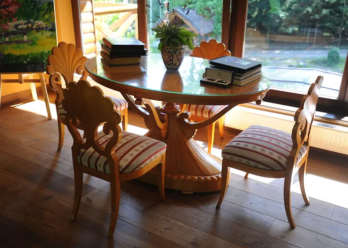 Ekosamotnia 招待所 4*