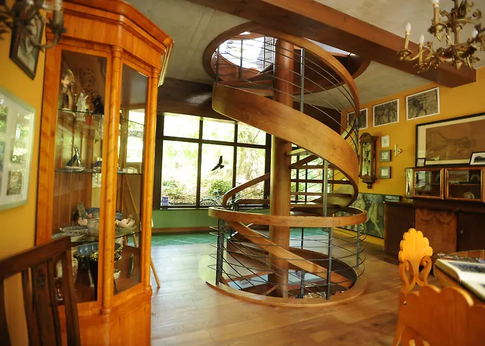 招待所 Ekosamotnia