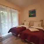 Ekosamotnia 4* Krasków