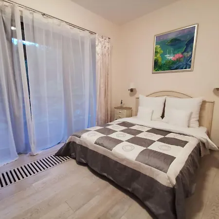 Guest house Ekosamotnia 4*